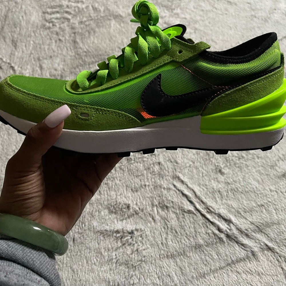 Nike waffle one
